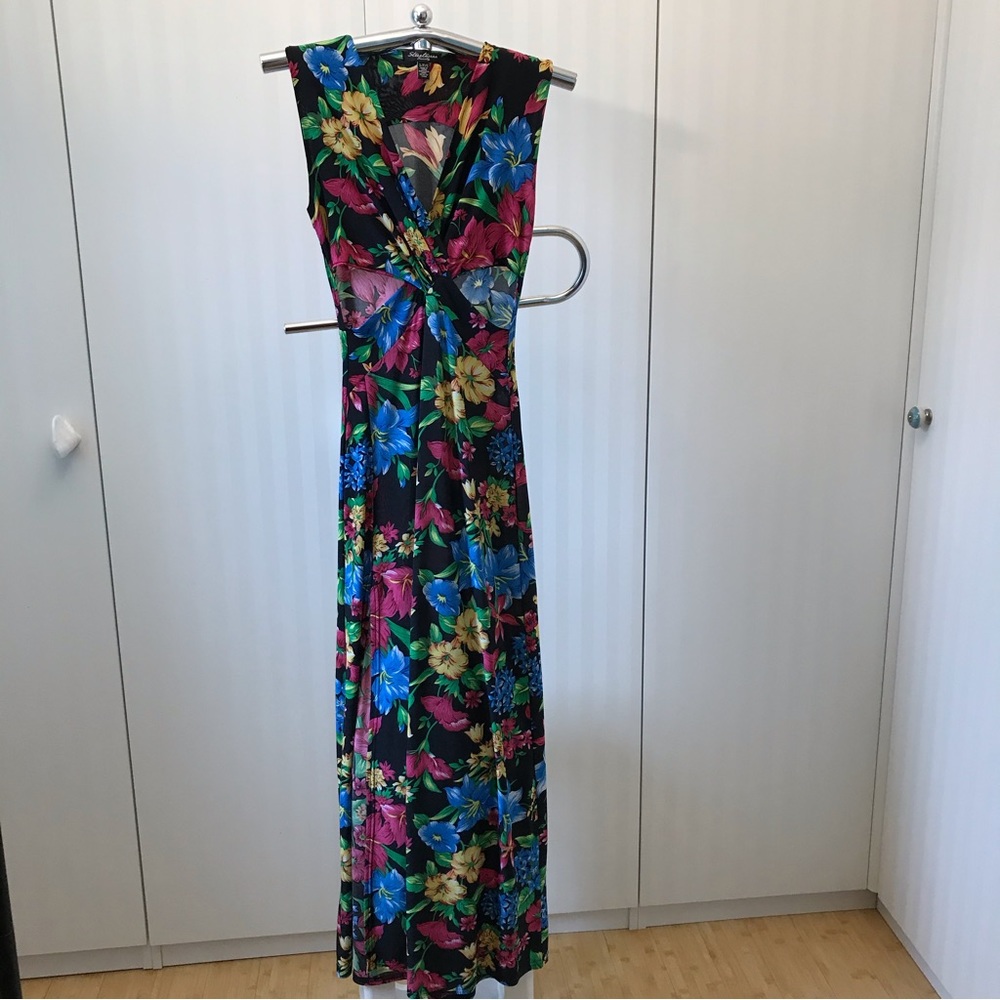 Streetwear Society black floral burst of colour midriff cutout long dress Size L